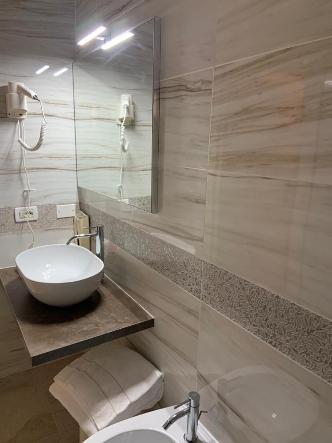 Habitación Doble con ducha - 2 camas