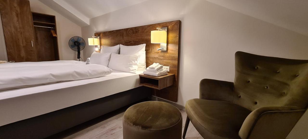 Economy Double Room