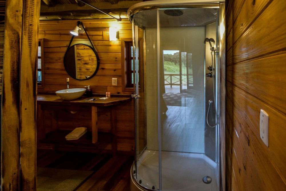 Queen Room Spa Bath
