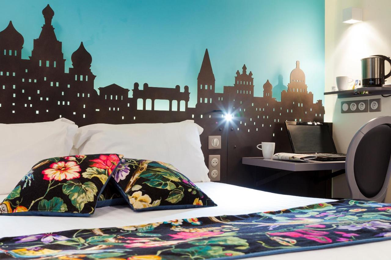 Quarto Duplo Superior com Cama de Casal - Não Fumador