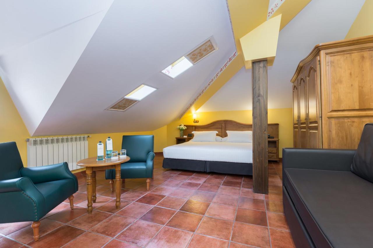 Junior Suite,1175062220:JPEG