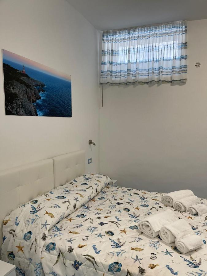 Double or Twin Room Bathroom