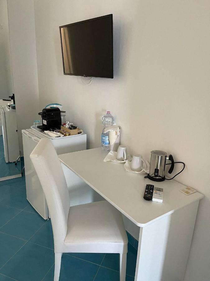 Double or Twin Room Bathroom