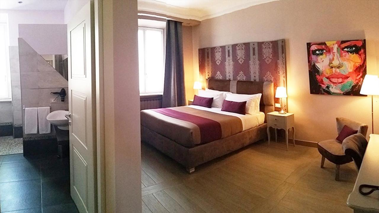Double Room Private Bathroom
