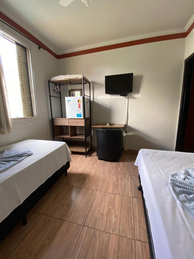 Quarto Individual com Banheiro Privativo