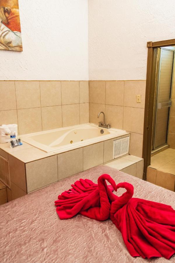 Deluxe Double Room with Bath