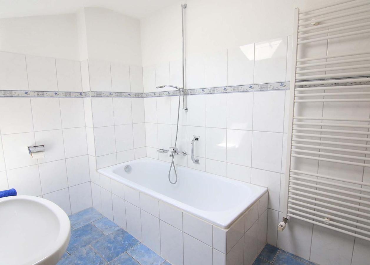 Two-Bedroom Apartment,1630904049:JPEG
