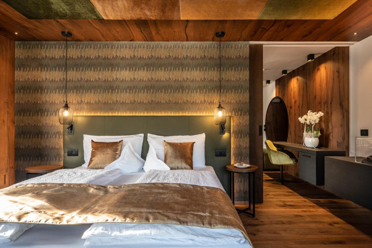 Suite with Sauna,1178720323:JPEG
