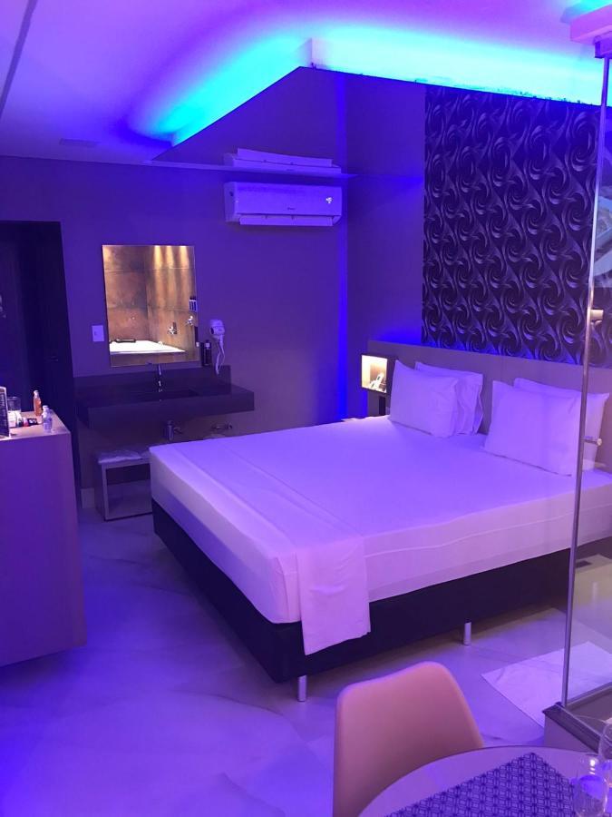 King Suite Spa Bath