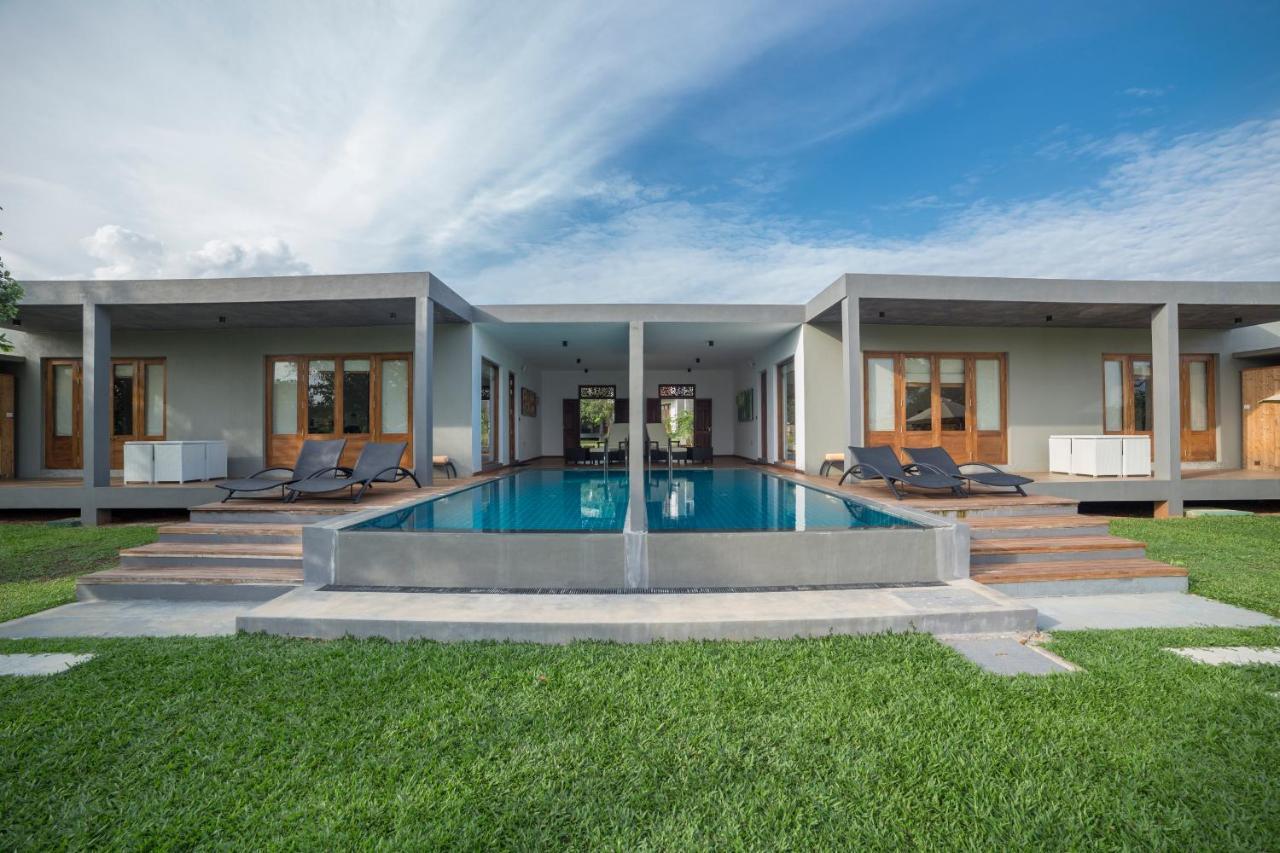 Suite Private Pool Including cup of tea or coffee overlooking Sigiriya Pidurangala Rock a hands-on pottery making experience paper recycling factory tour