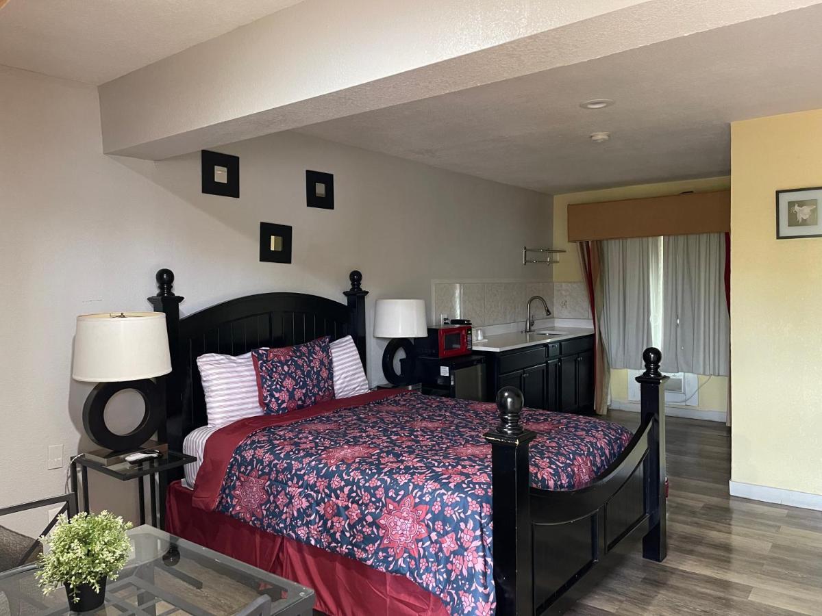 Queen Suite