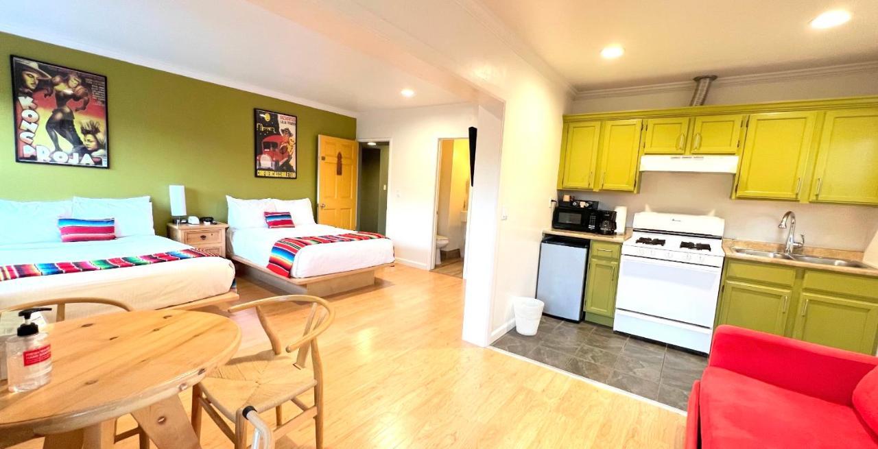 Deluxe Family Suite