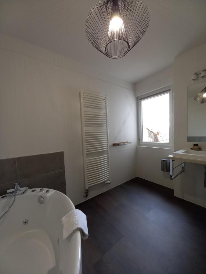 Suite Terrace Spa Bath