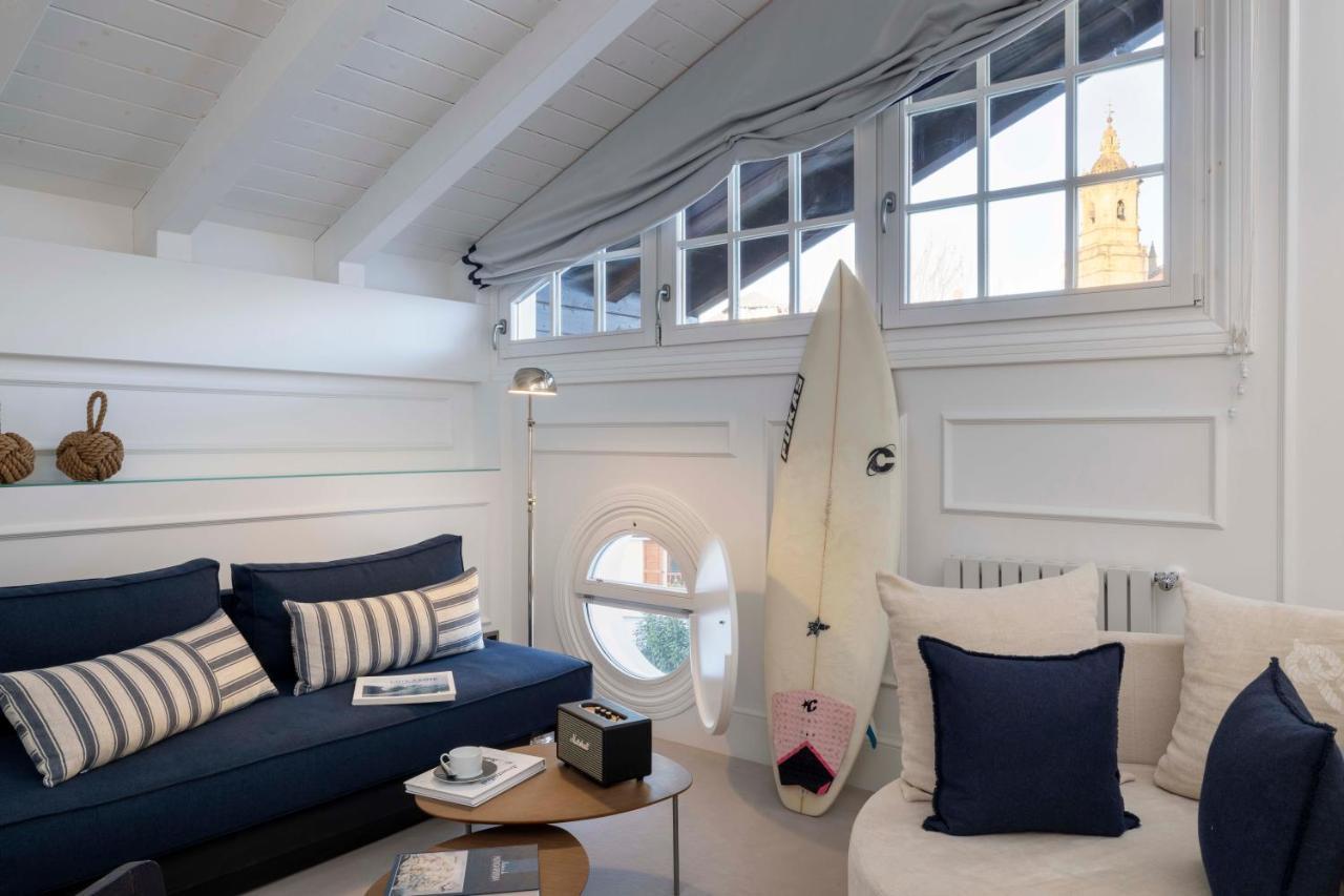 Deluxe Suite Balcony