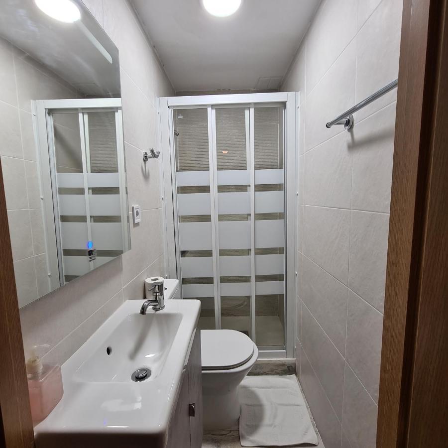 Basic Triple Room