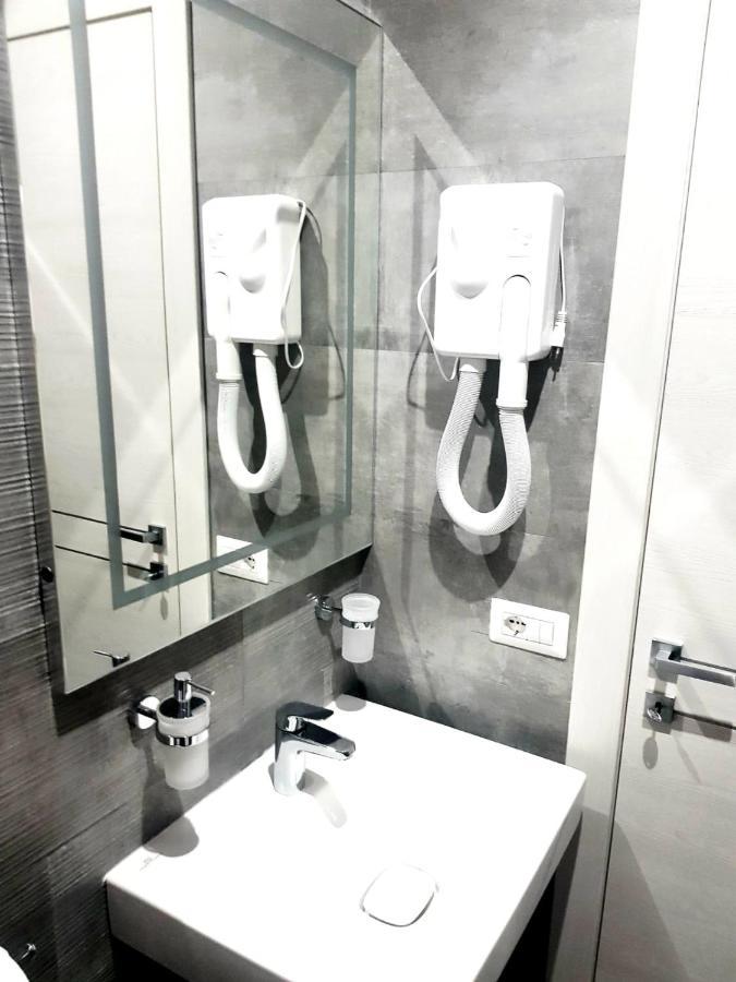 Triple Room Private Bathroom