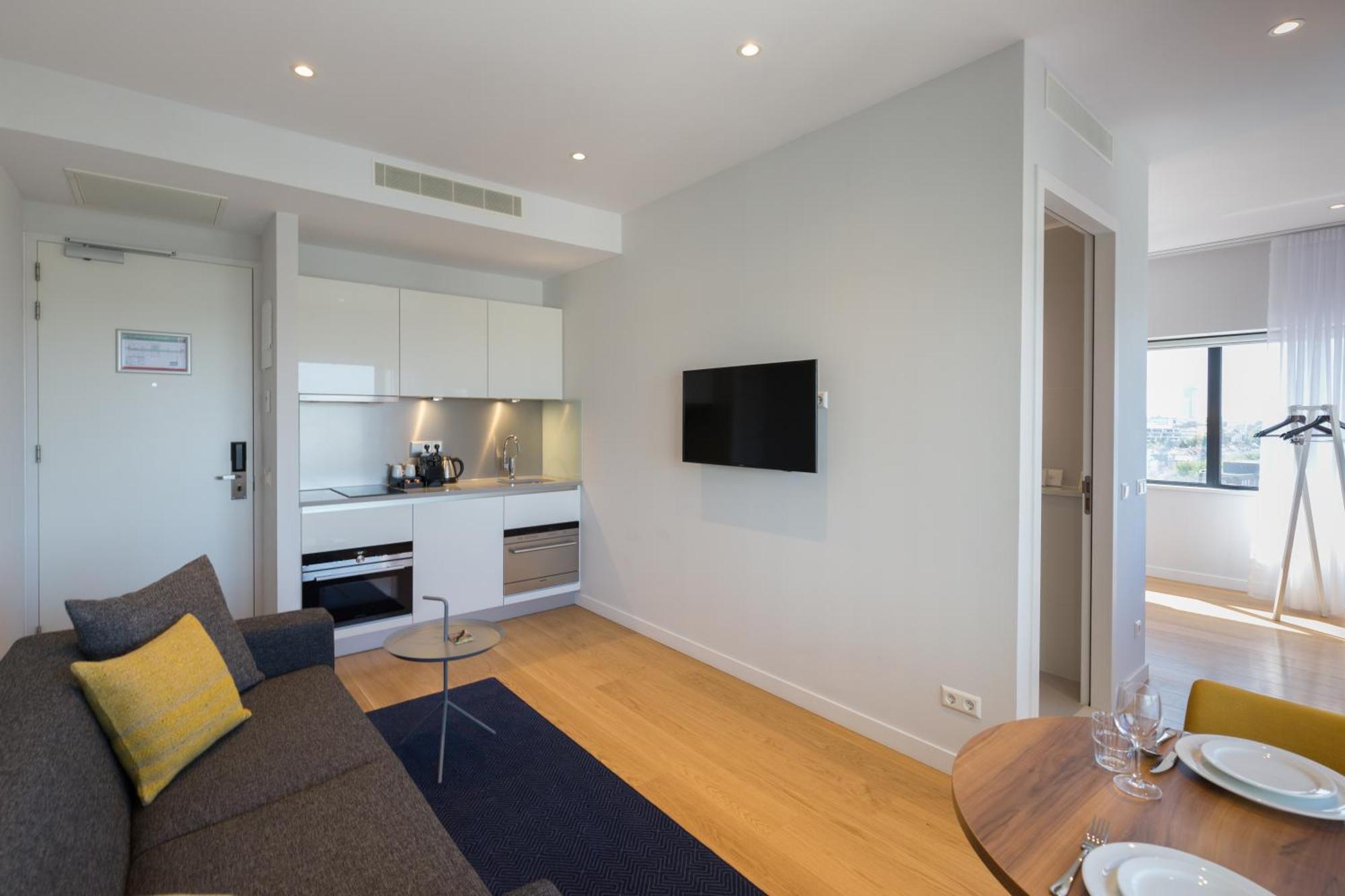 One Bedroom Apartment