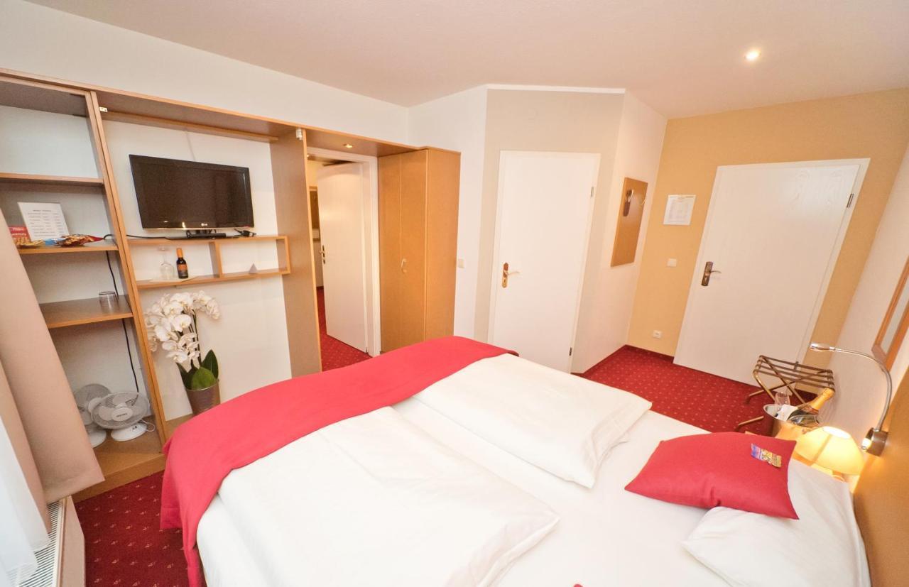Comfort Triple Room