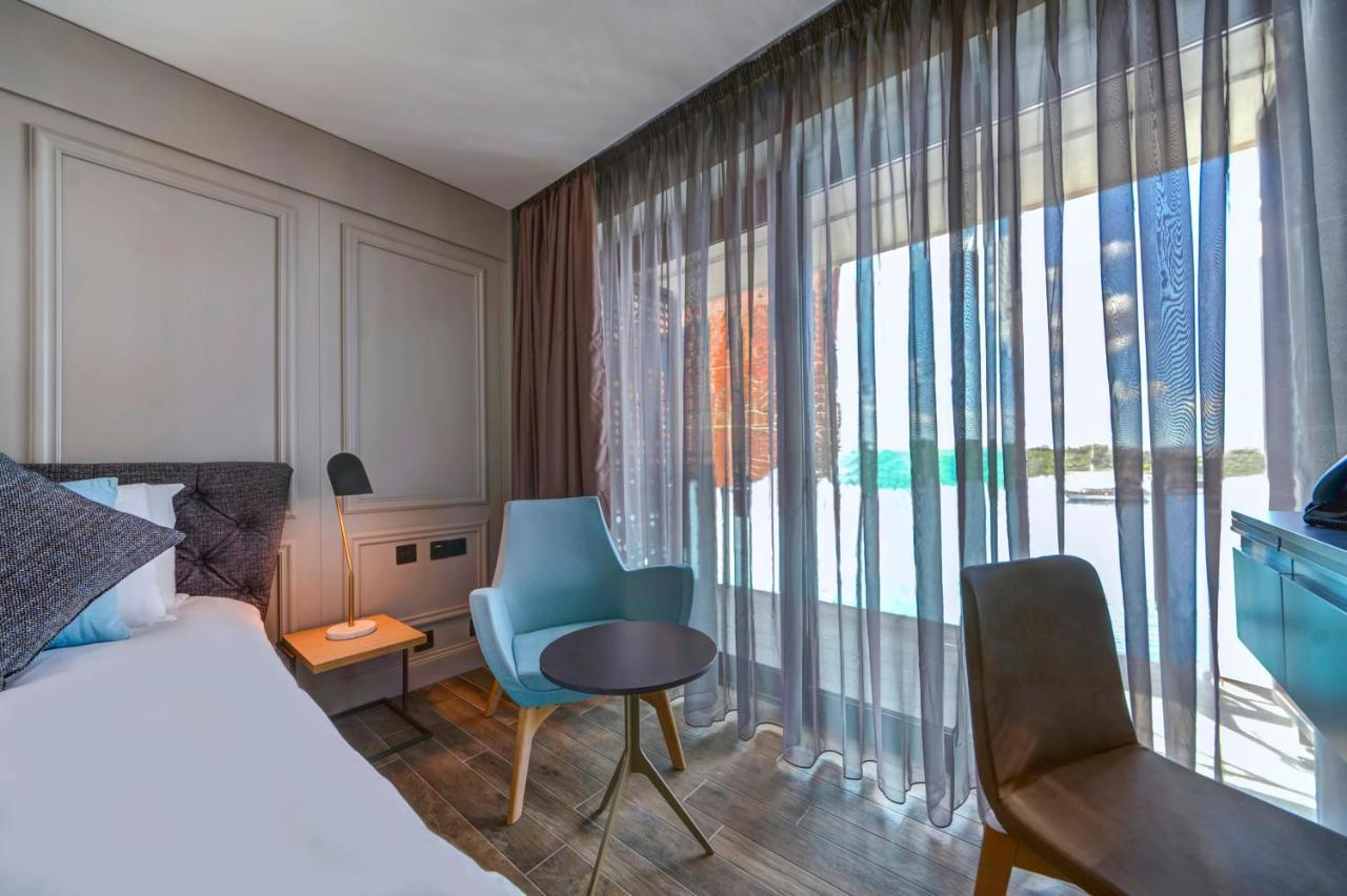 Superior Double or Twin Room Sea View
