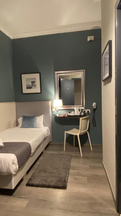 Small Economy Single Room