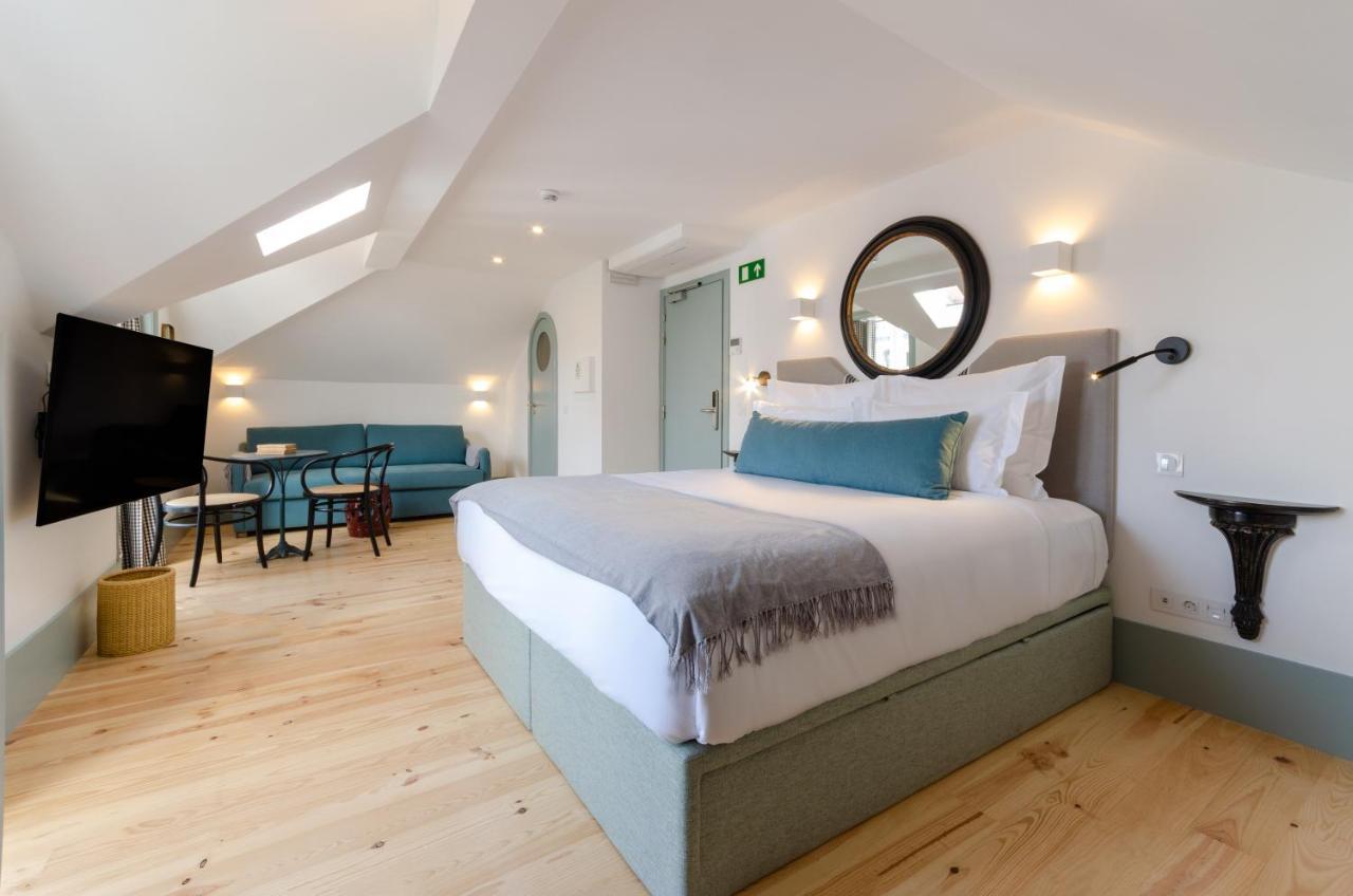 Mansard Junior Suite City View