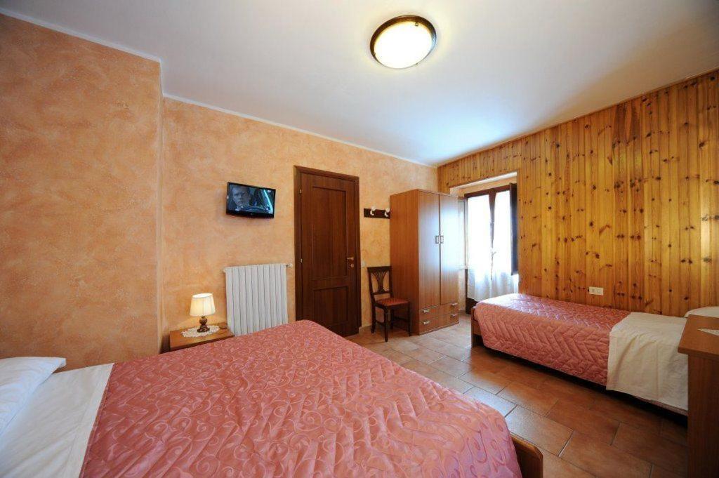 Quadruple Room Private Bathroom
