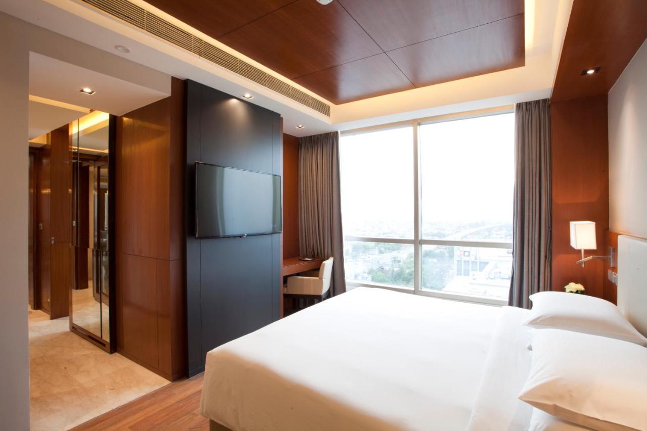 King Room Club Access