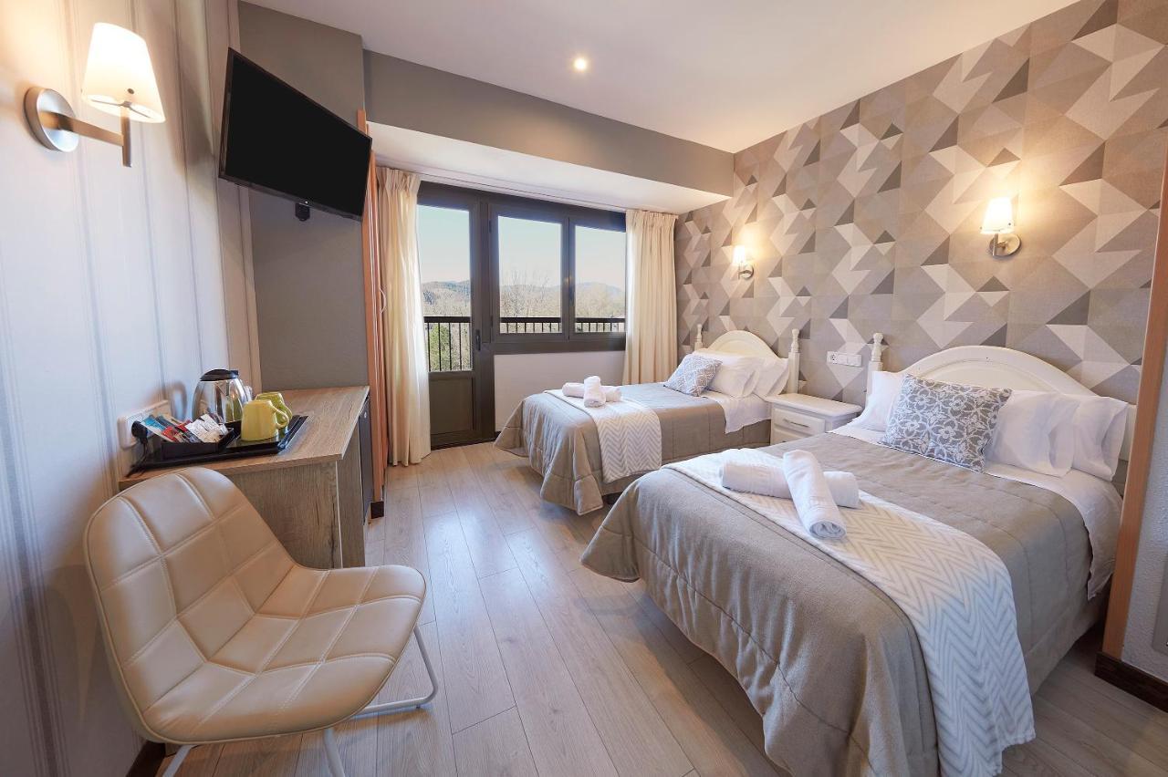 Double or Twin Room with Balcony,1187893093:JPEG
