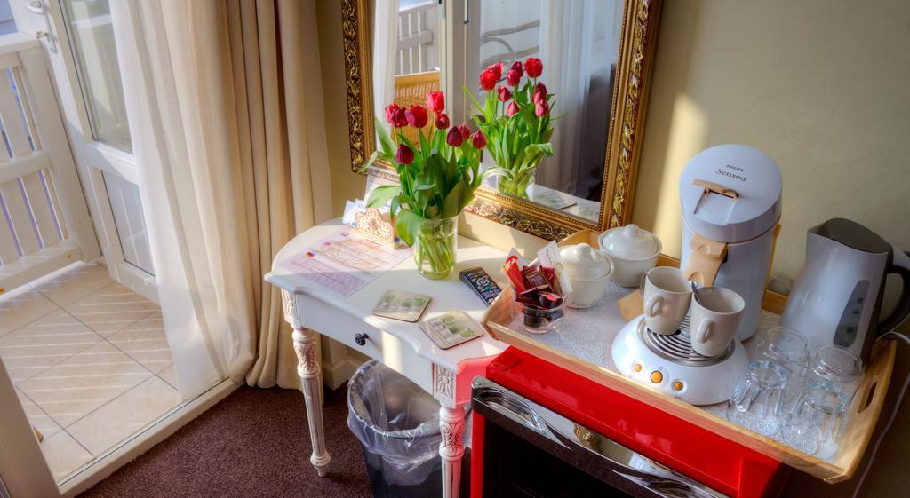 Double Room,118854556:JPEG