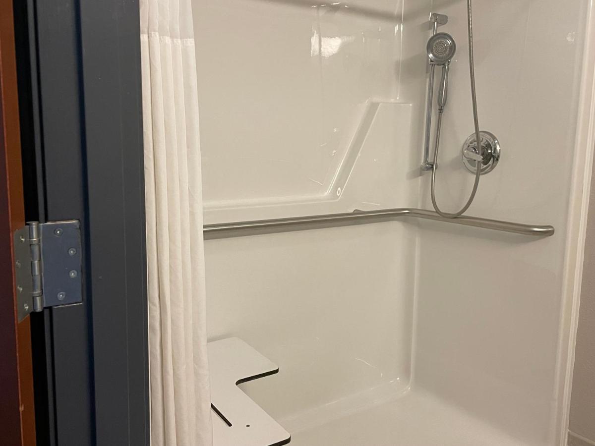 Superior King Room Disability Access Roll Shower Smoke
