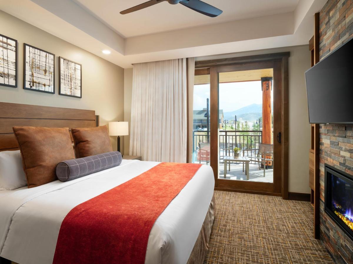 One Bedroom Suite