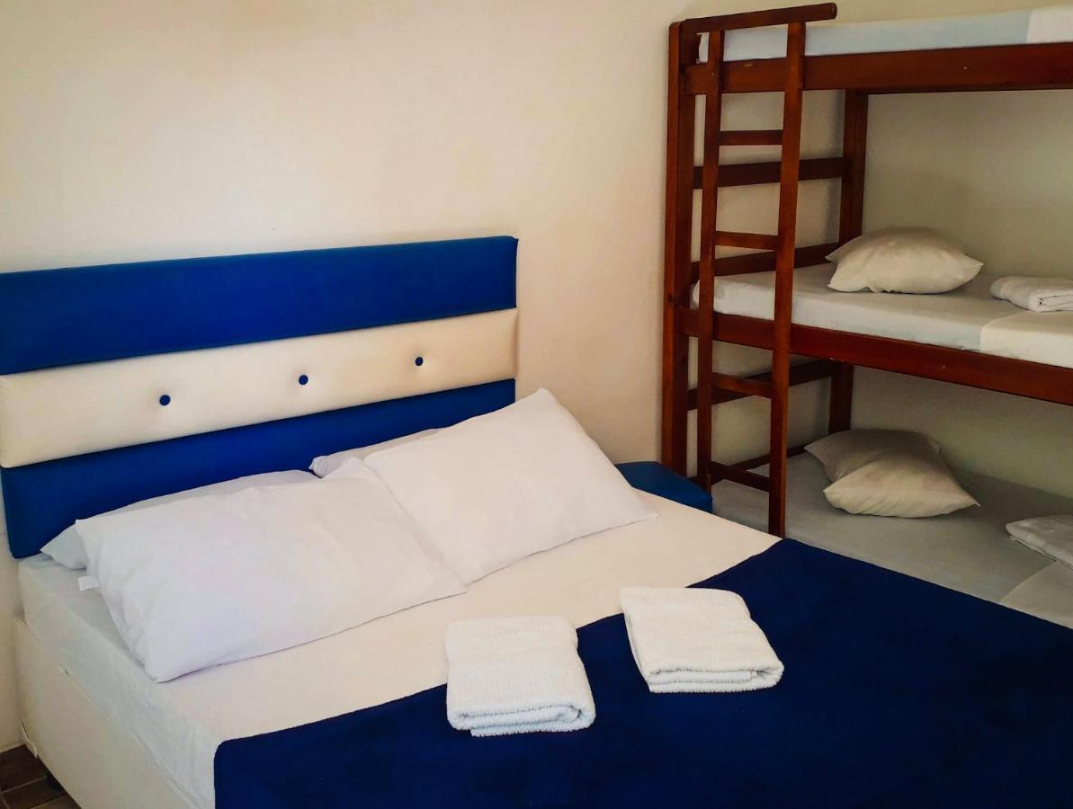 Deluxe Family Suite