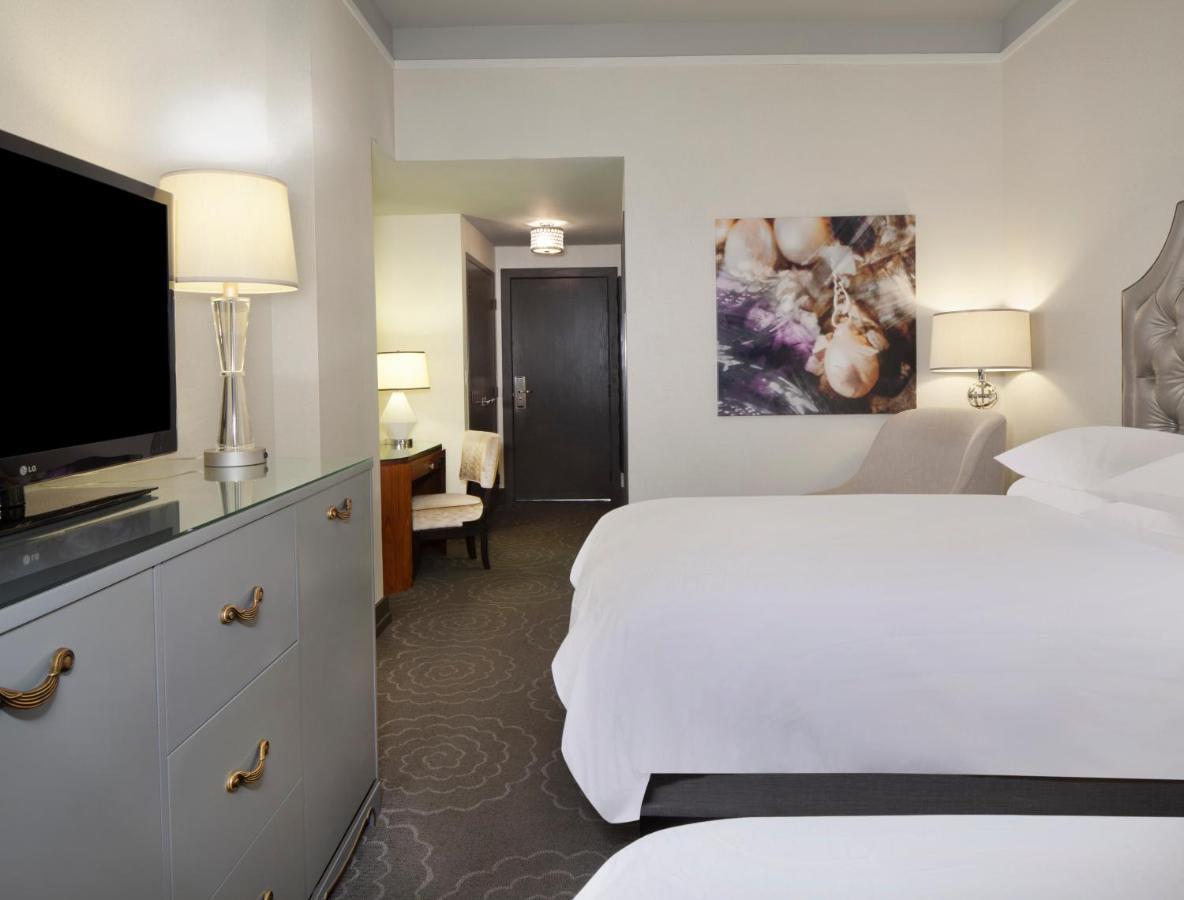 Deluxe Double Room Two Double Beds