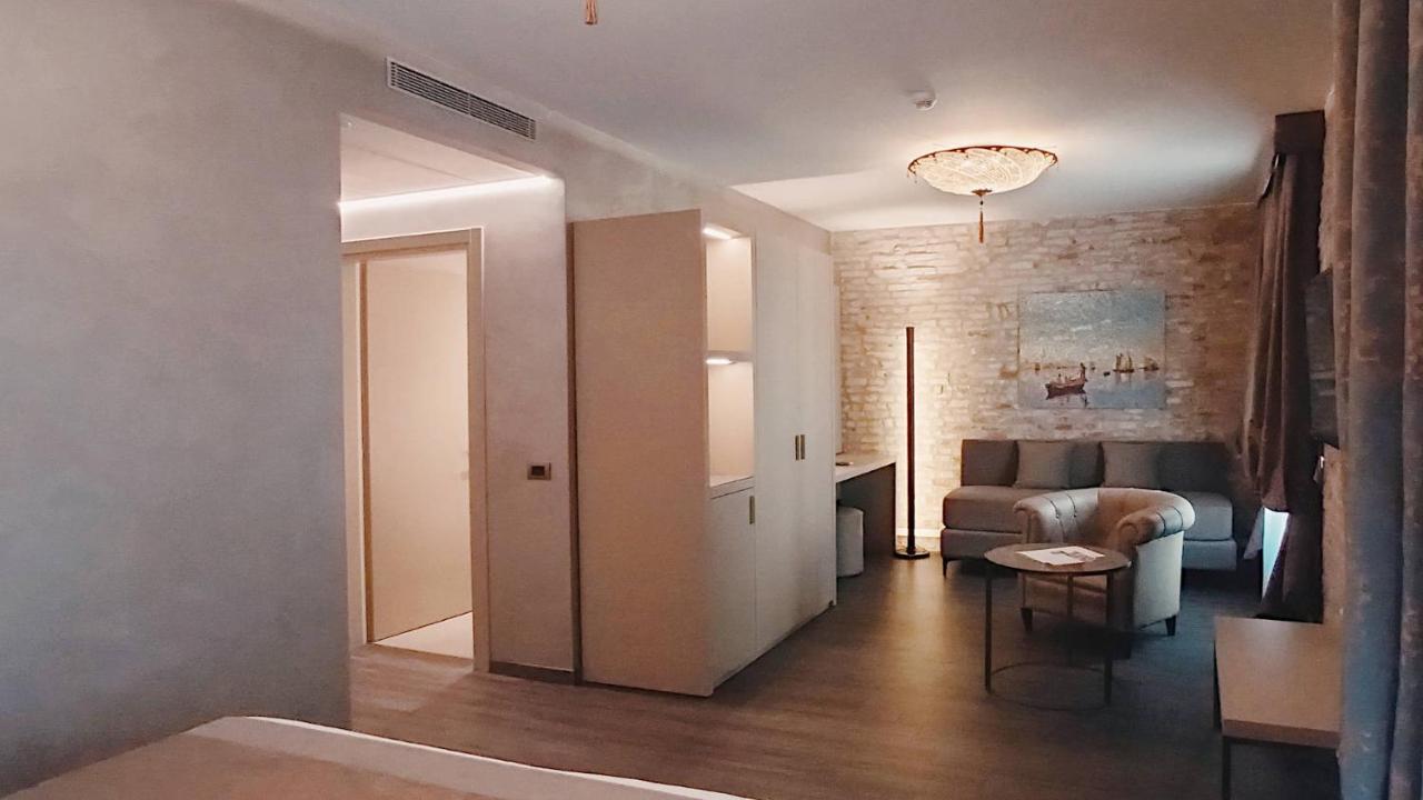 Deluxe Junior Suite