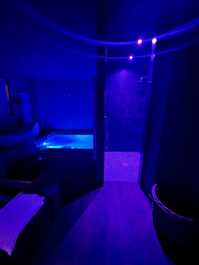 Deluxe Double or Twin Room Pool Access