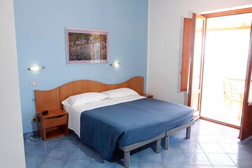 Double or Twin Room Balcony