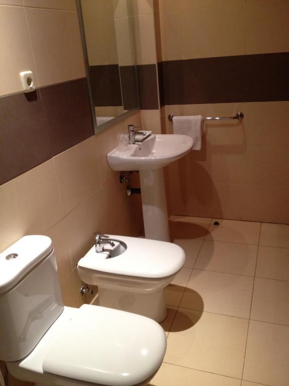 Twin Room Private Bathroom,43711690:JPEG