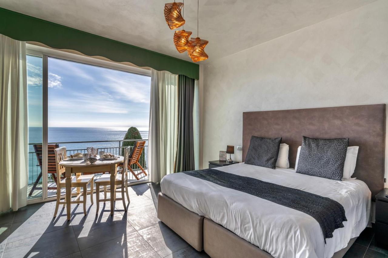 Studio Balcony Sea View