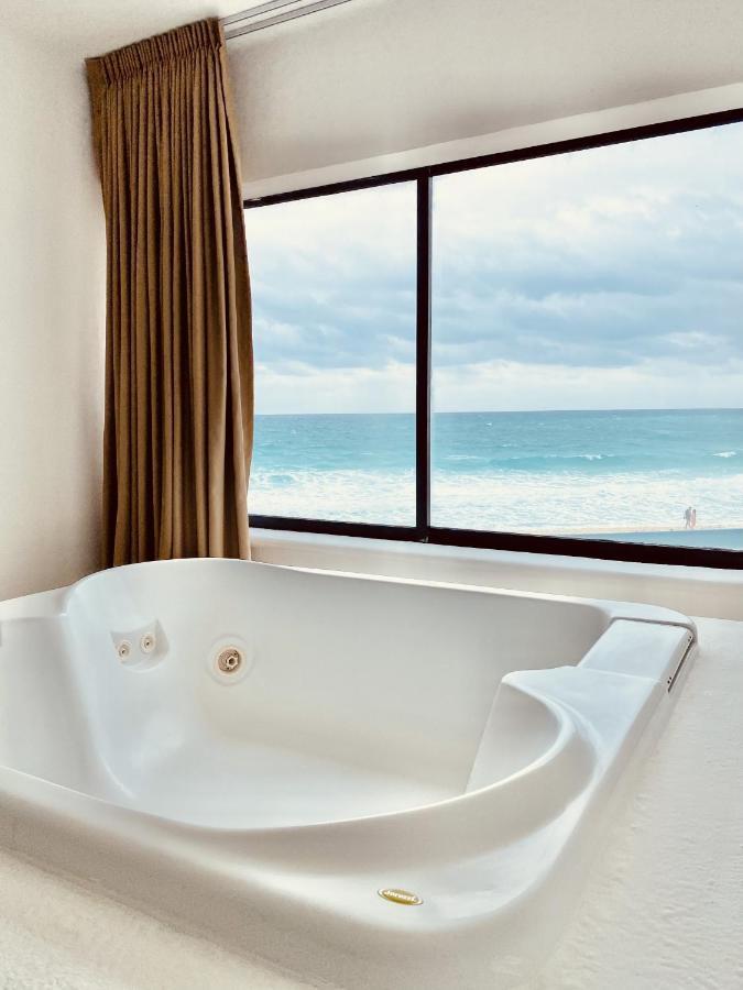 Suite avec Jacuzzi et Terrasse - Vue sur Océan