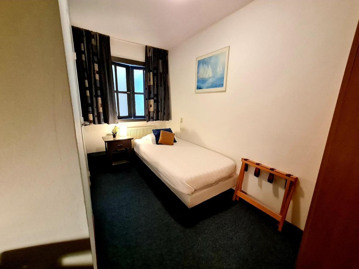 Budget Single Room