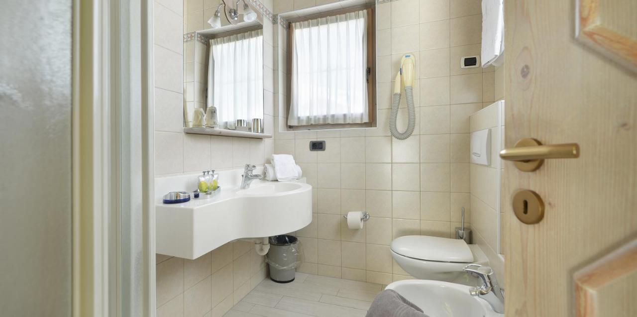 Basic Triple Room