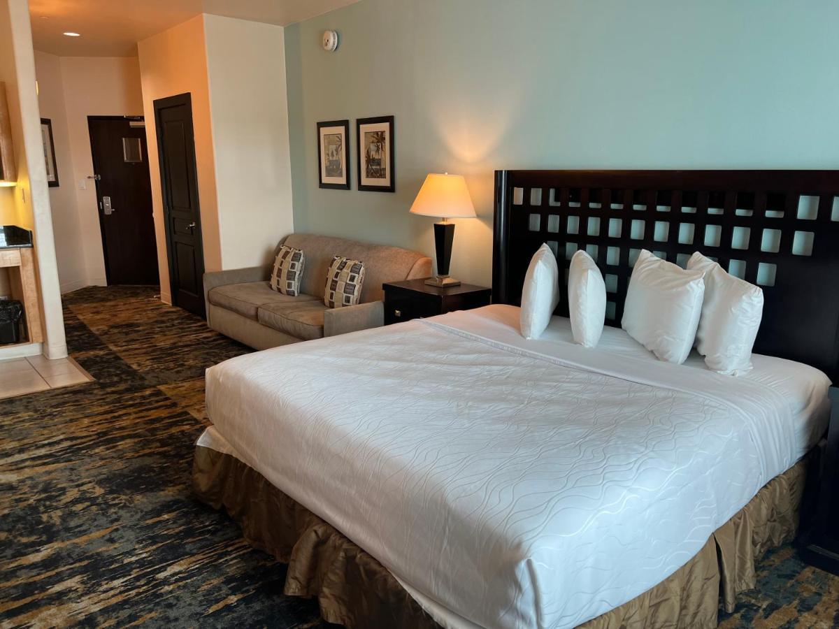 King Suite with Sofa Bed