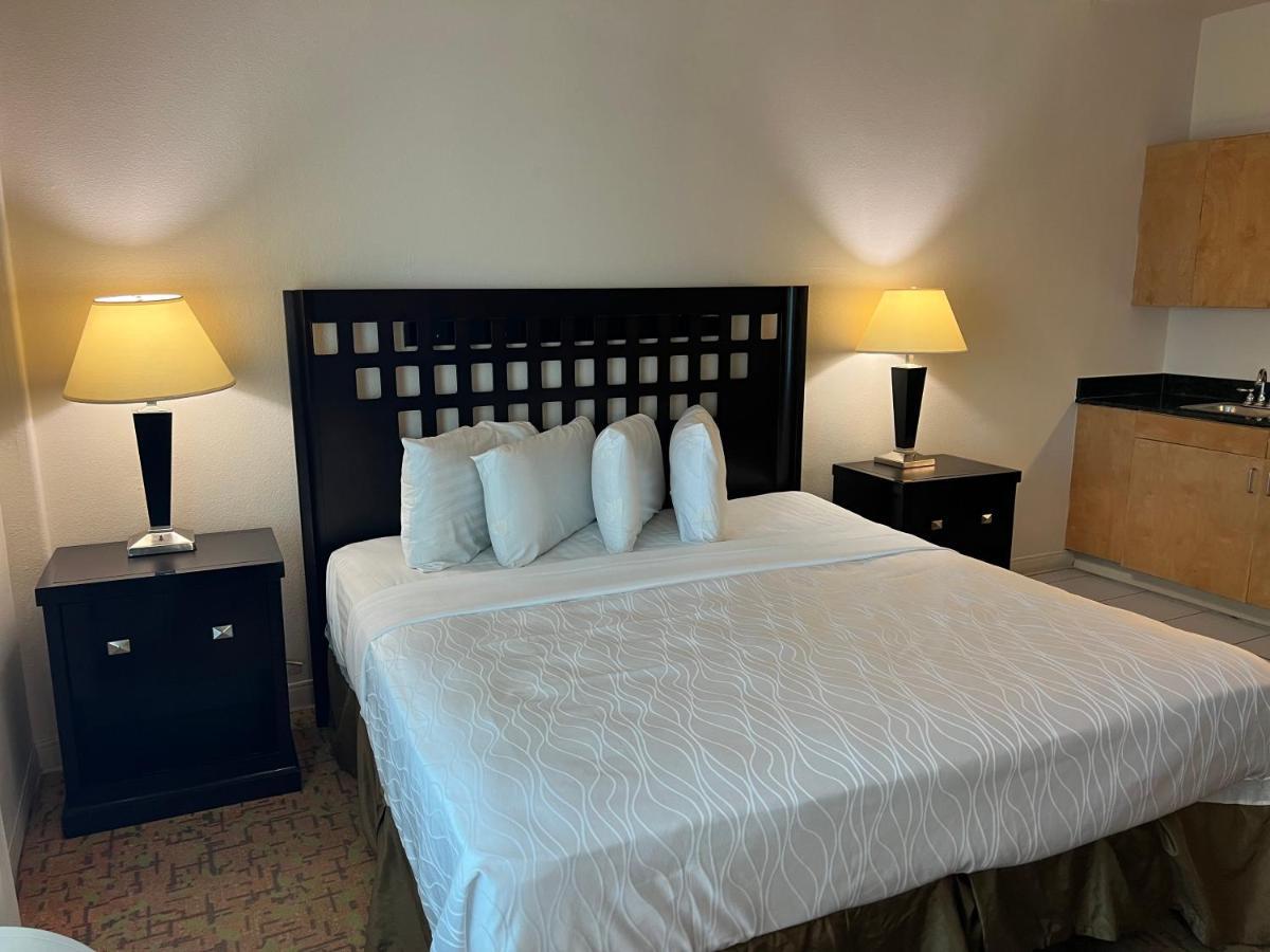 King Room - Disability Access/Non-Smoking