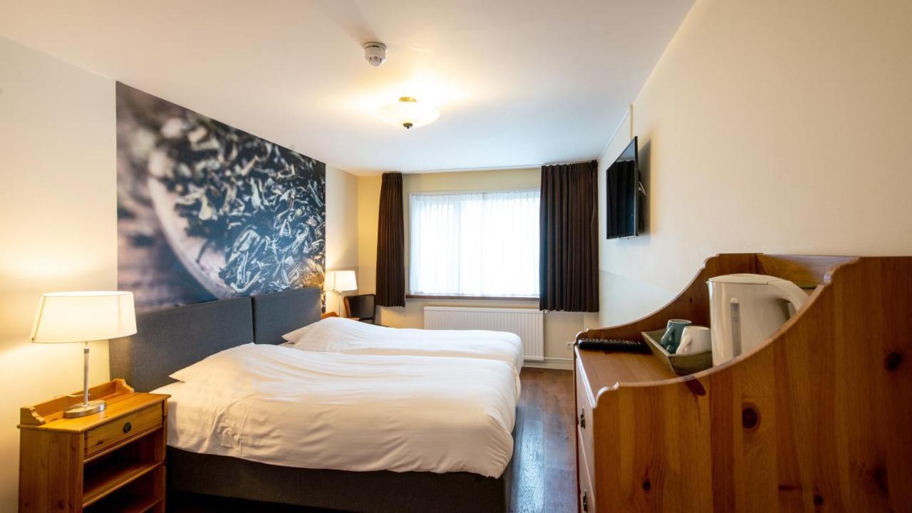 Standard Double Room Two Double Beds