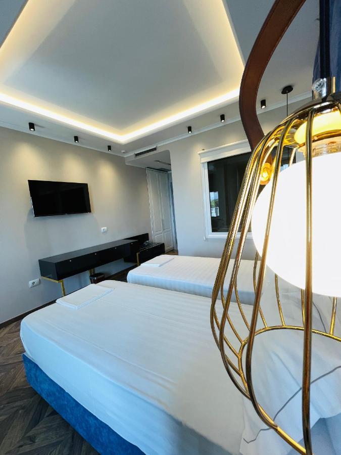 Deluxe Triple Room Sea View