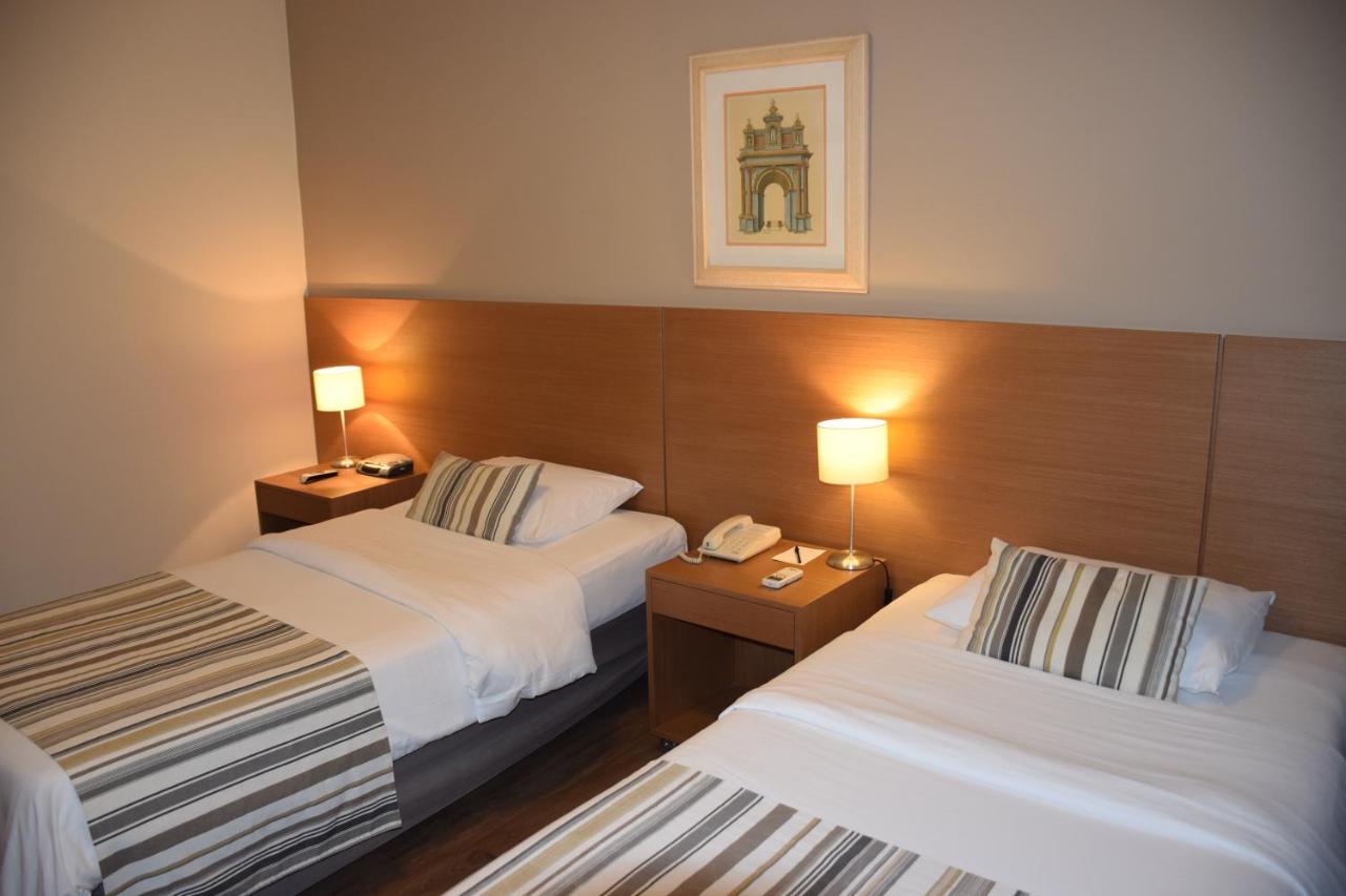 Quarto Standard com 2 Camas de Solteiro
