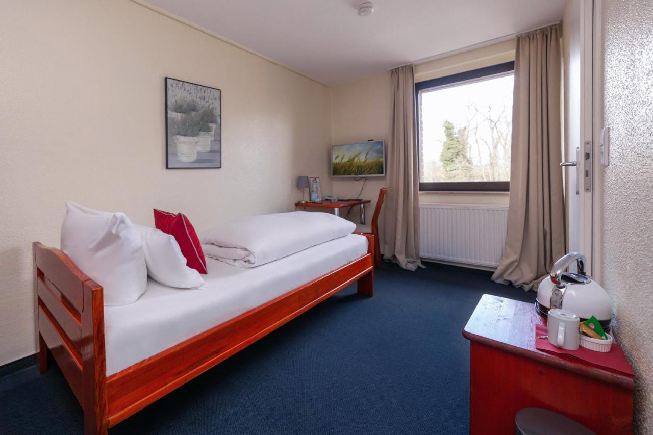 Economy Single Room