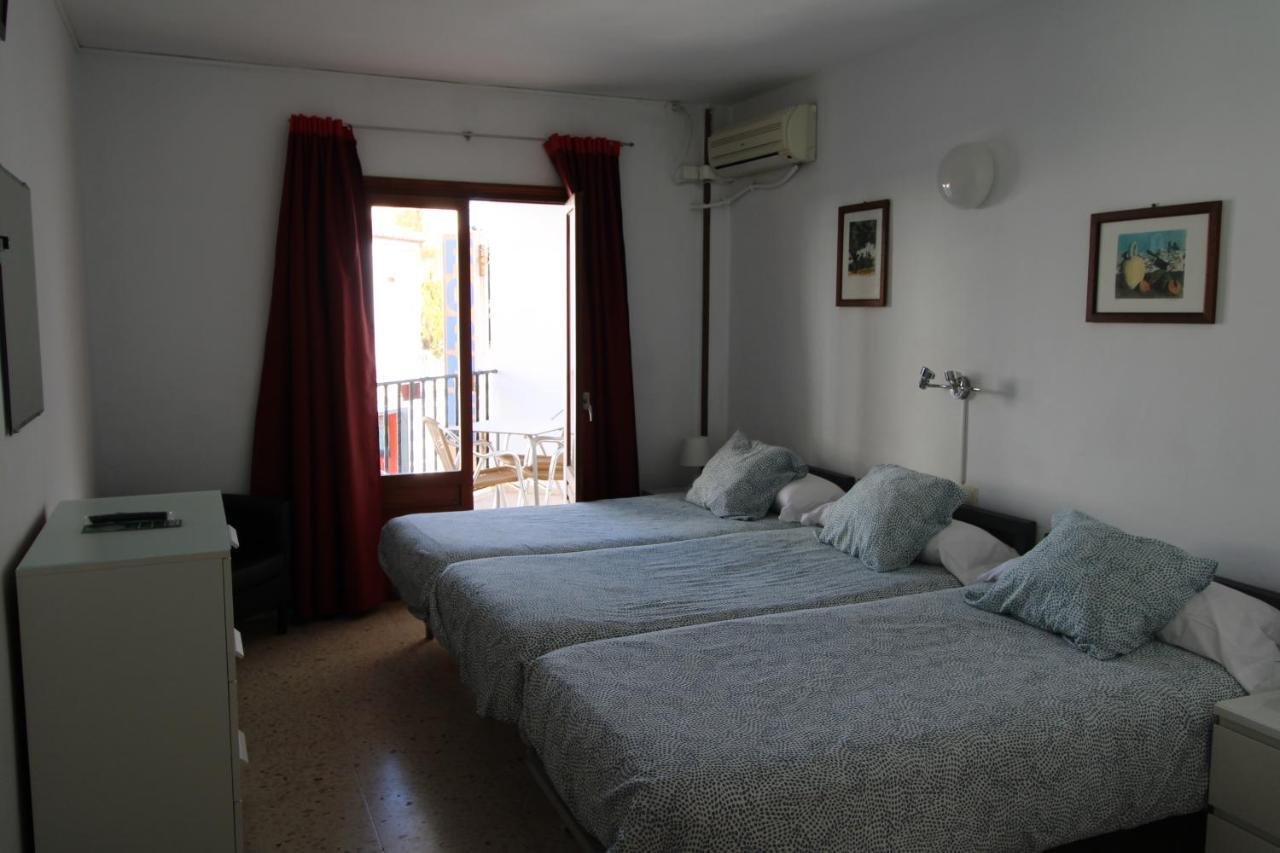 Triple Room 3 Separate beds