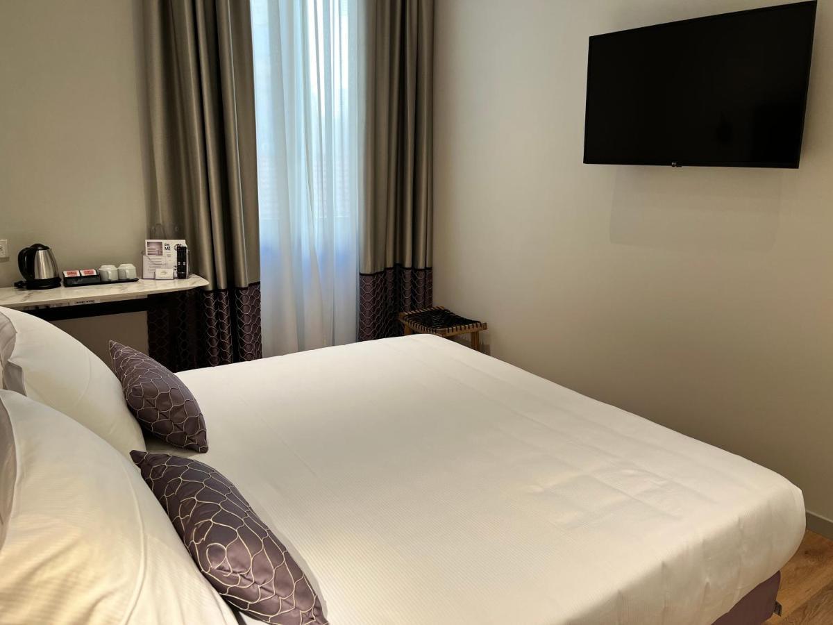 Superior Double or Twin Room City View