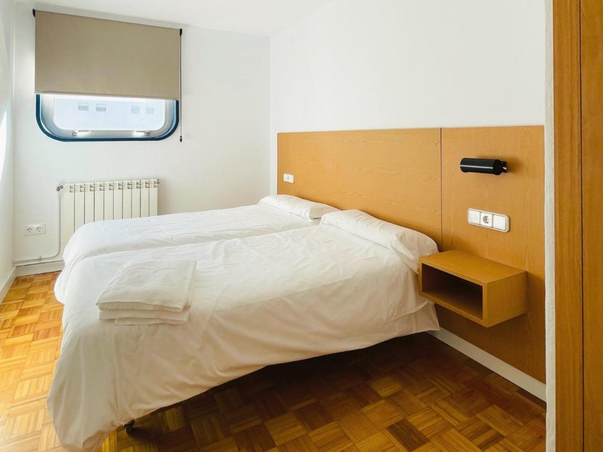 One-Bedroom Apartment,1195022215:JPEG